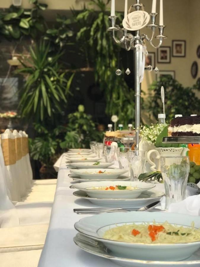 Hotel Mateo Stopnica Ngoại thất bức ảnh